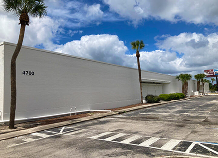 Warehouses & Manufacturing painting and pressure washing services - Performance Painting