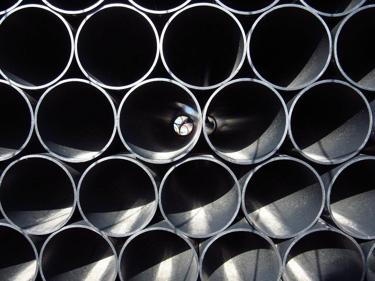 pipes-869692_1280